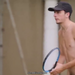 1er foi dans un camps de nudistes